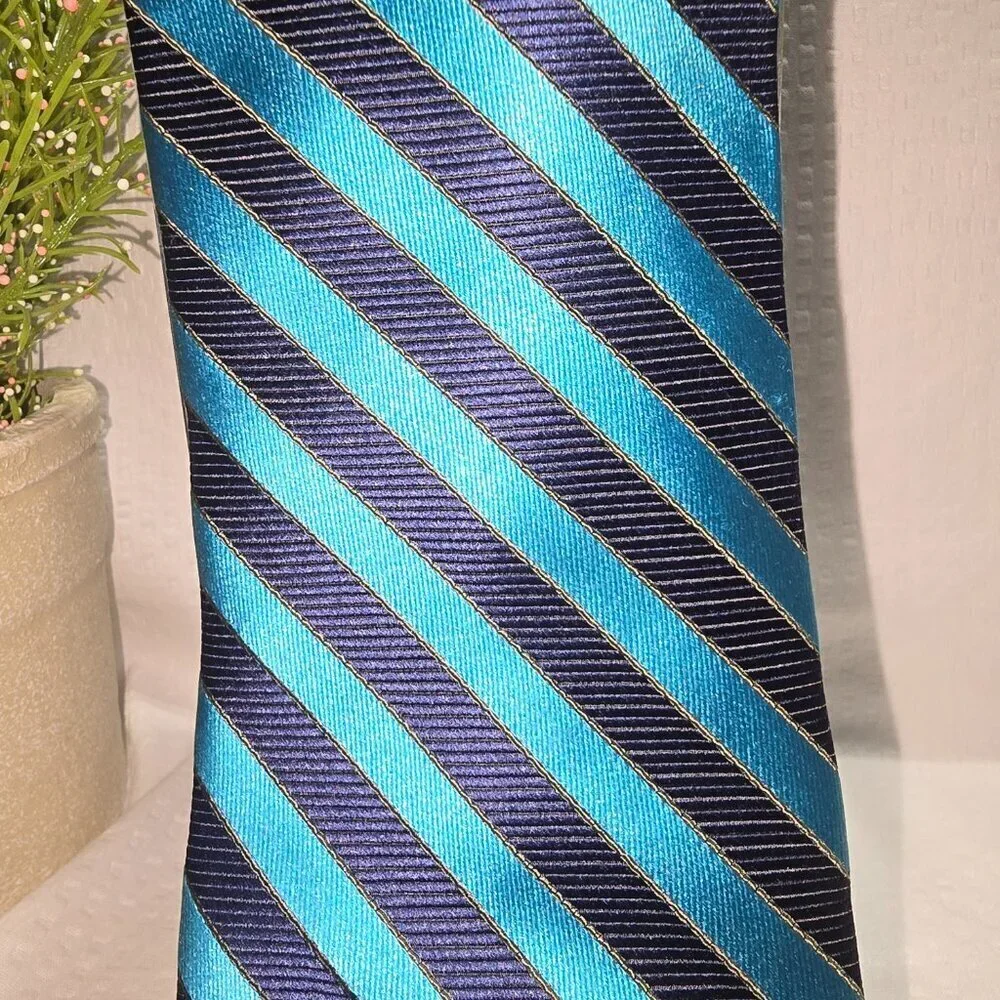 VINTAGE ZANZARA MENS TIE 100% SILK DIAGONAL STRIPES NAVY AND TEAL BLUE NWT